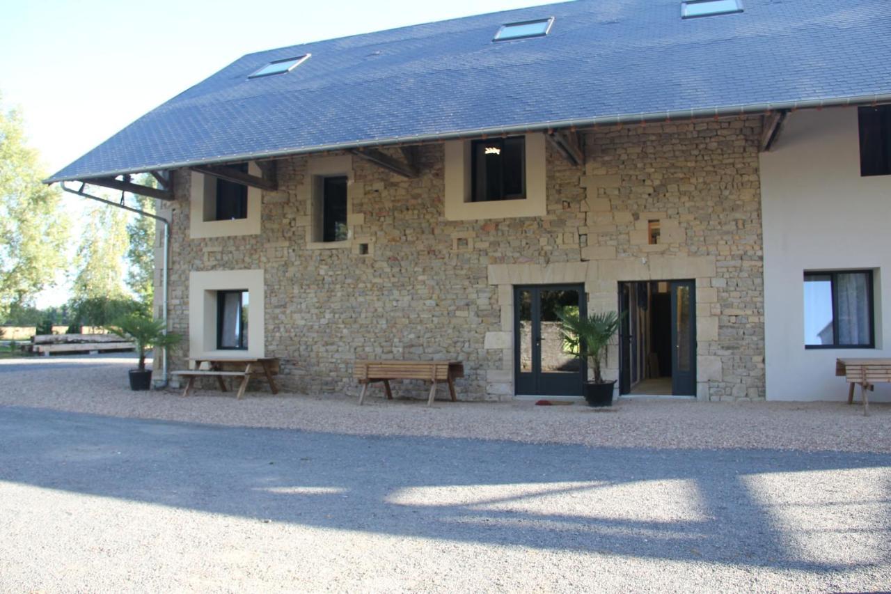 Logis Du Grand Pin Apartman Saint-Martin-des-Entrées Kültér fotó