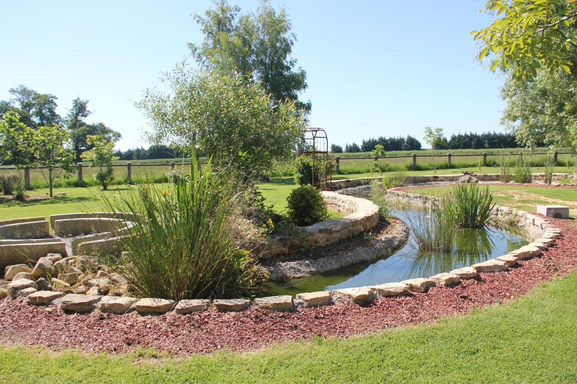 Logis Du Grand Pin Apartman Saint-Martin-des-Entrées Kültér fotó