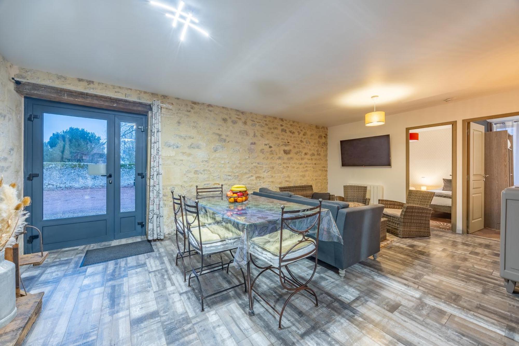 Logis Du Grand Pin Apartman Saint-Martin-des-Entrées Kültér fotó